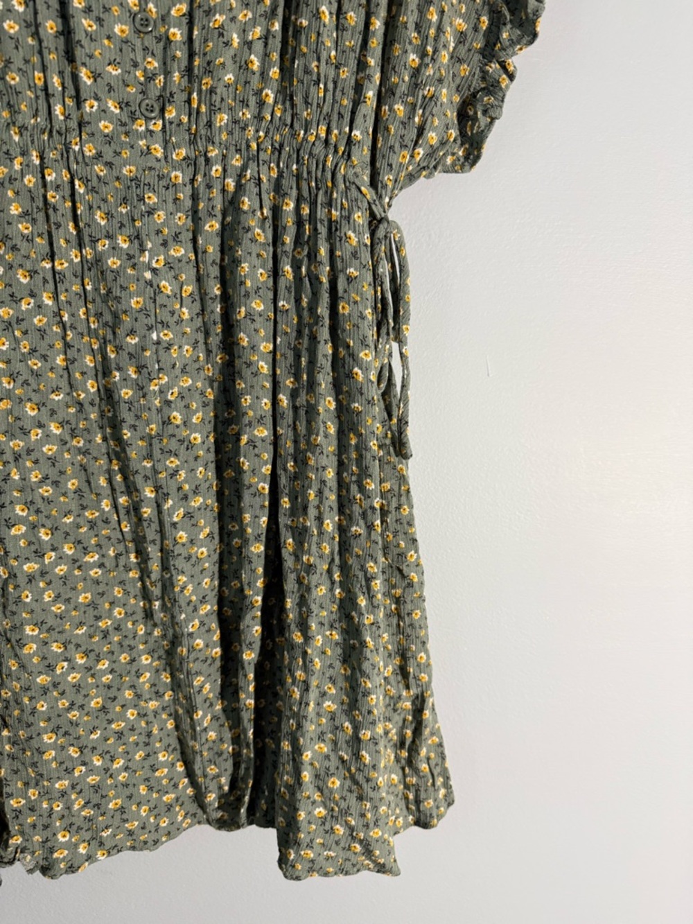 Olive Floral Button-Front Tie-Waist Dress - Picture 2 of 6
